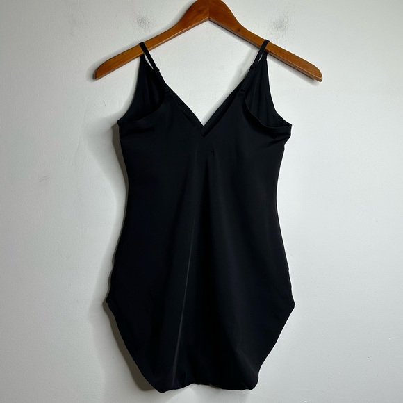 Heist The Outer Body Shapewear Bodysuit Size Medium - Picture 6 of 14